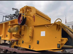 बड़ी लकड़ी का व्यापक क्रशर जाने के लिए तैयार है